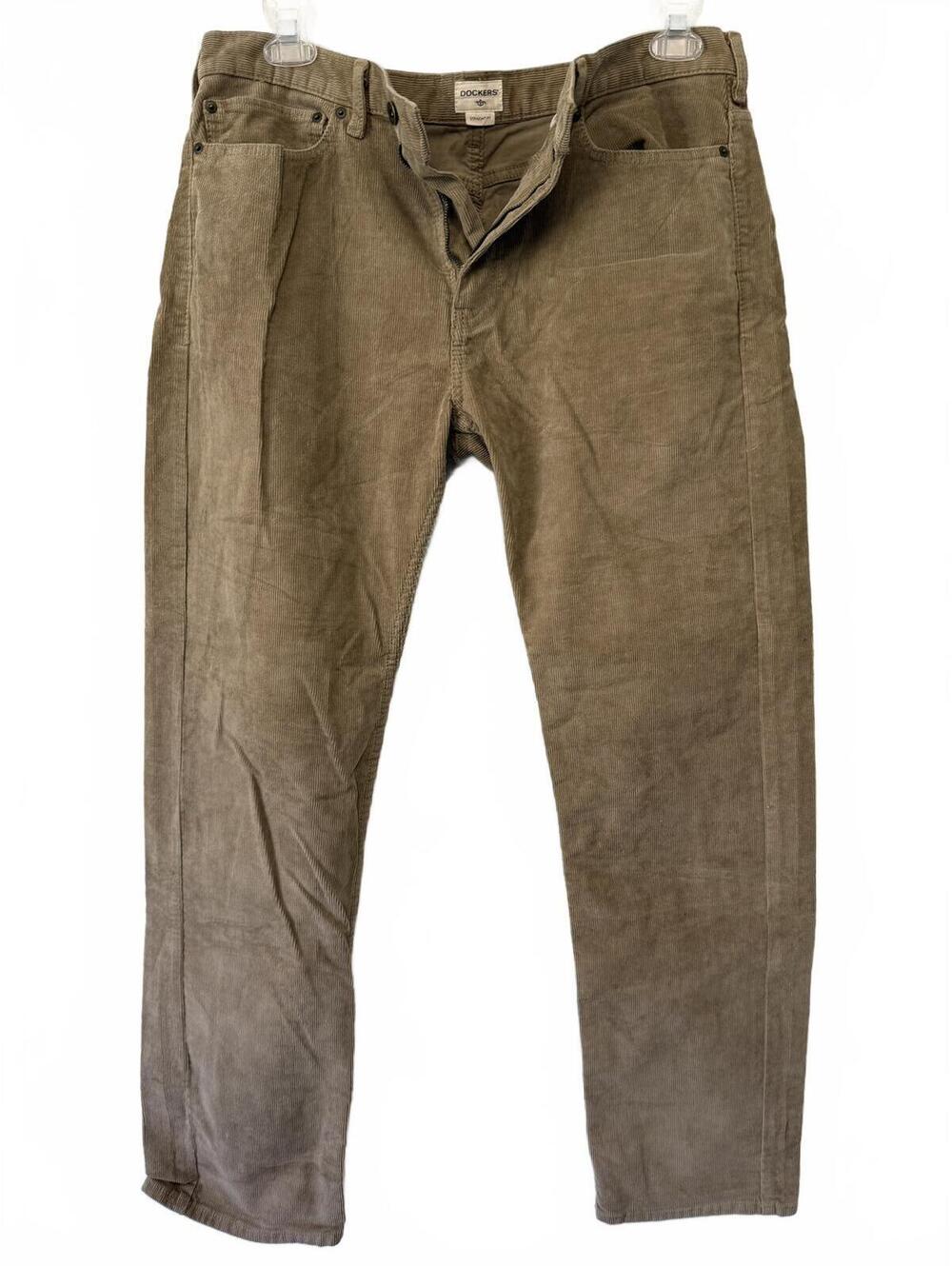 Dockers Straight Fit Corduroy Pants in Tan